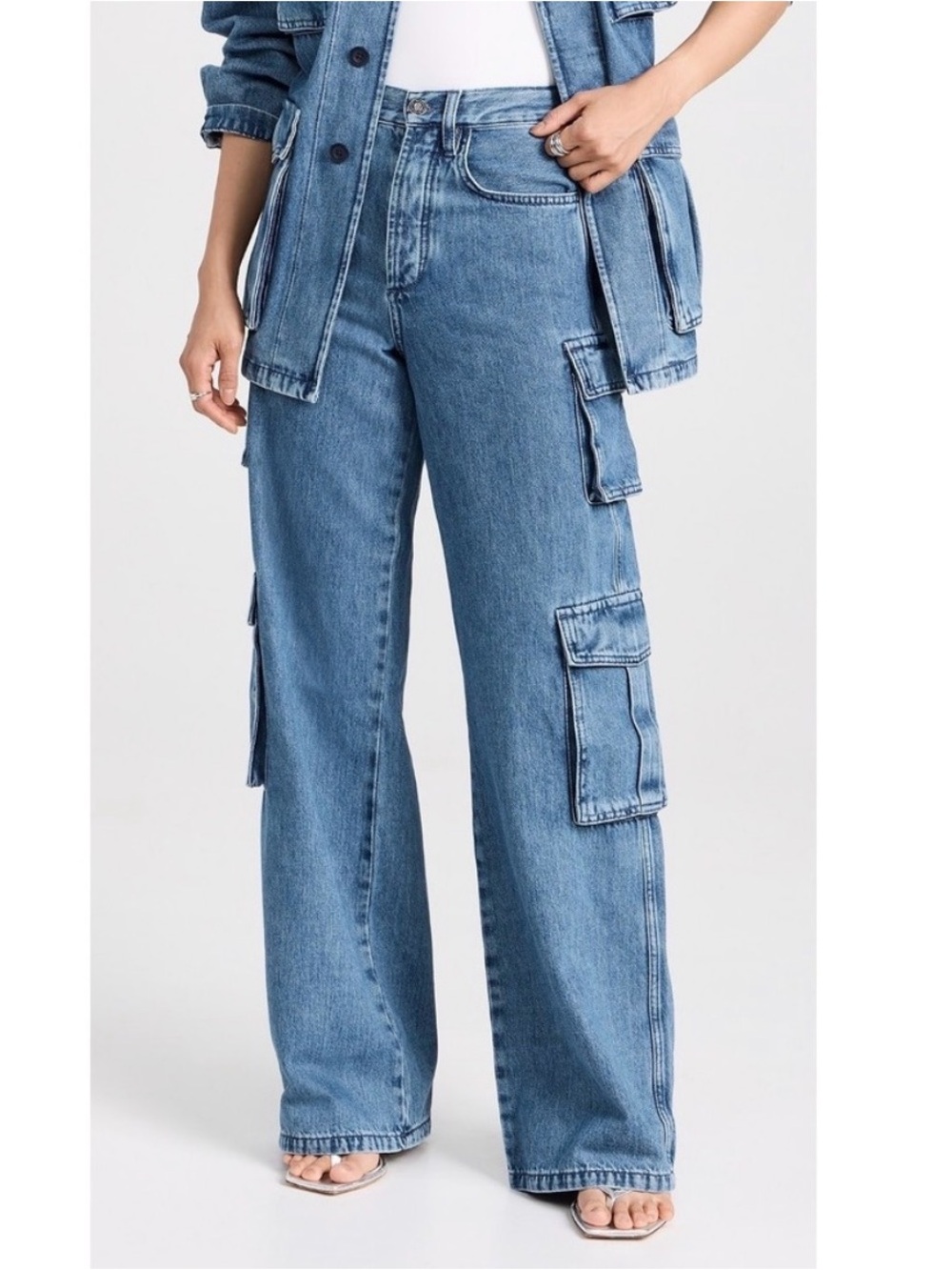Favorite Daughter Carly Wide Leg Cargo Jeans in Highway Blue 29   C